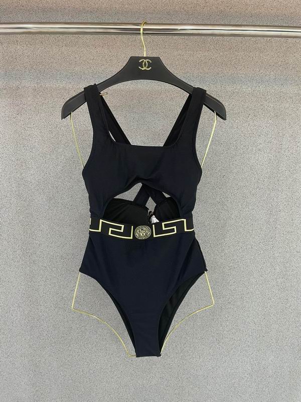 Versace S-XL 139 (2)